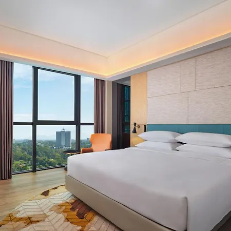 Sheraton Kuching Hotel Exterior photo