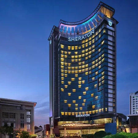 Sheraton Kuching Hotel Exterior photo