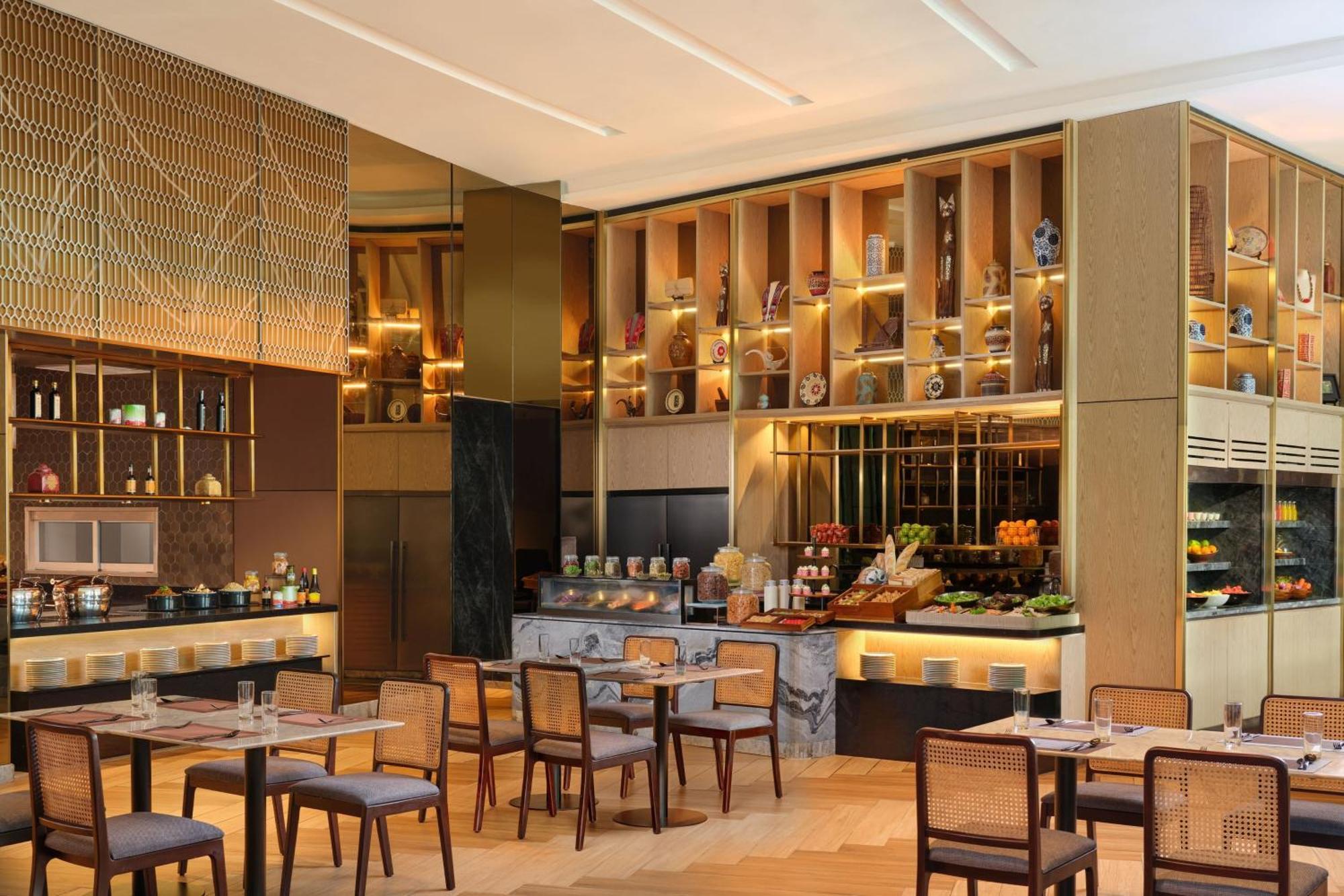 Sheraton Hotel 5*